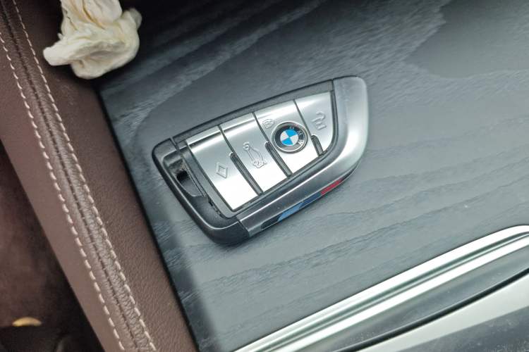 Used BMW 5 Series 2023 530Li Luxury Edition M Sport Package
