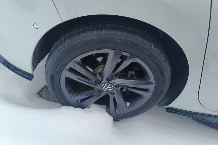 Used Volkswagen Golf 2023 Facelift 280TSI DSG R-Line Lite
