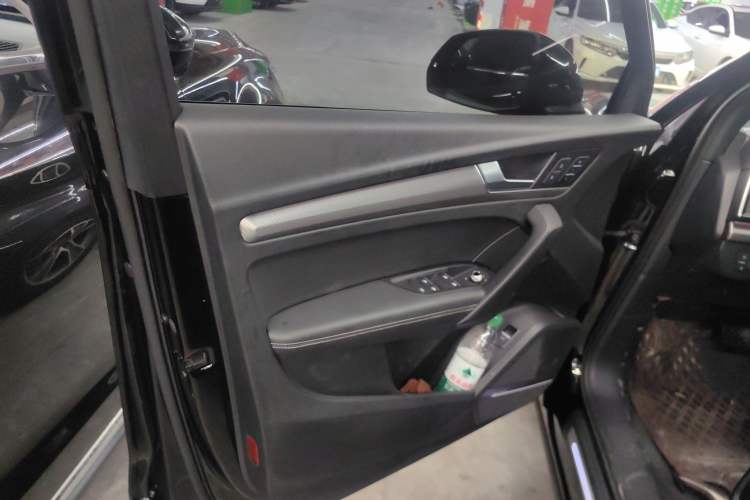 Used Audi Q5L 2022 45T Luxury Dynamic Model
