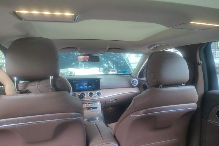 Used Mercedes-Benz E-Class New Energy 2022 Facelift E 350 e L Plug-in Hybrid Sedan
