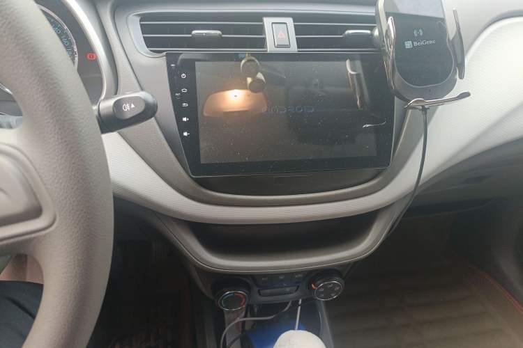 Used Chevrolet Lova RV 2016 1.5L Automatic Comfort Edition