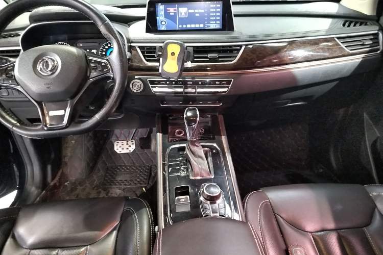 Used Dongfeng Fengon 580 2017 1.5T CVT Smart Style Model