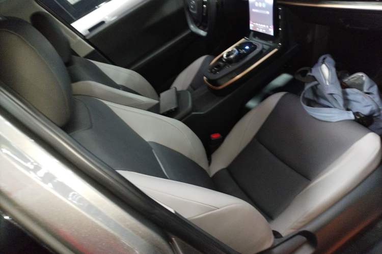 Used Toyota bZ3 2023 616 km Long-Range PRO