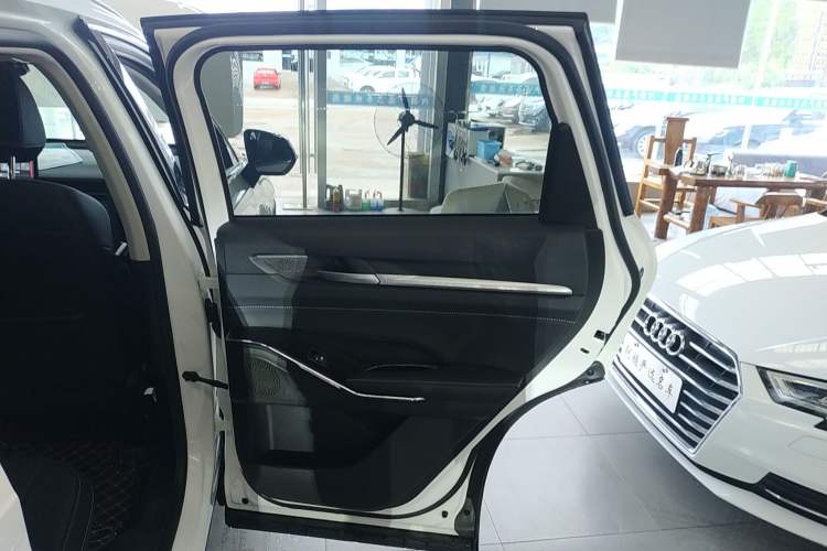 Used Haval H6 2022 3rd Generation 1.5T Automatic Two-Wheel Drive Max
