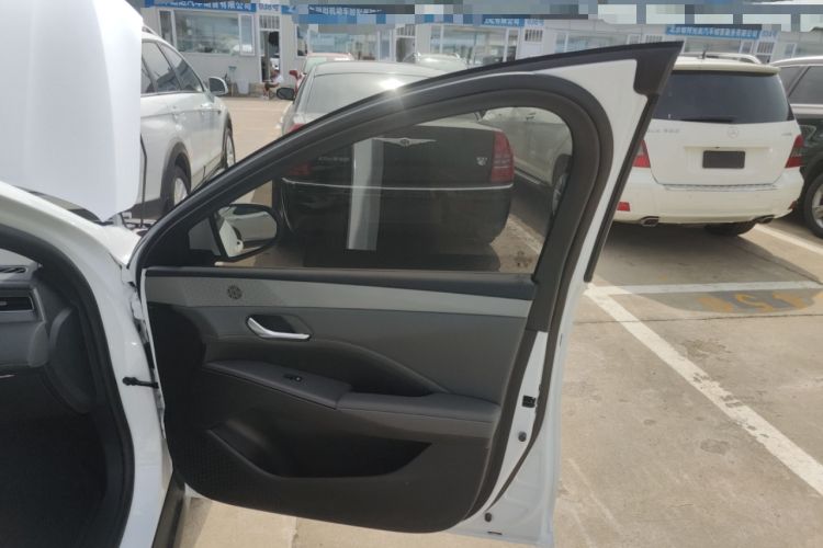 Used BYD Qin PLUS 2025 DM-i Smart Drive 55KM Leading Model
