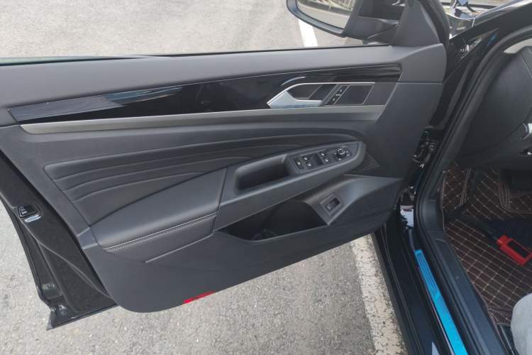 Used Volkswagen Passat 2025 Outstanding Model 380TSI Starry Dragon Edition
