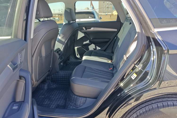 TDK.VehicleDetails.img