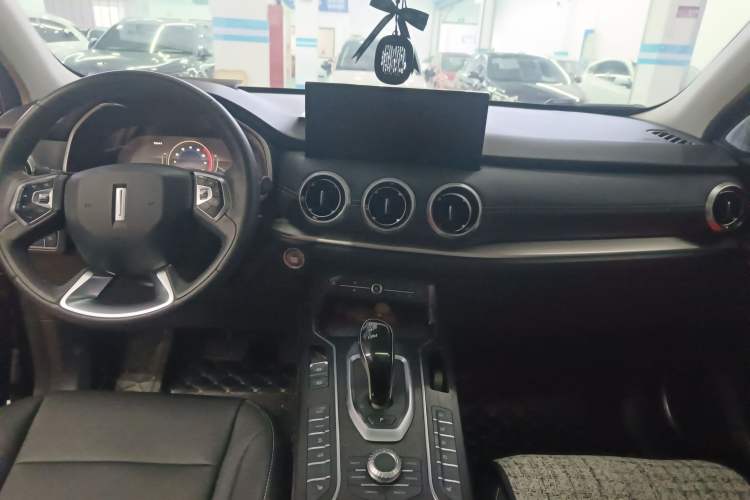 Used Wey VV6 2021 2.0T Two-Wheel Drive Smart Protection+
