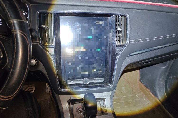 Used Roewe RX5 2016 20T Two-Wheel Drive Automatic Internet Smart Edition