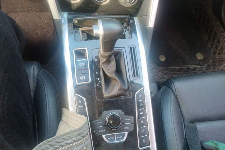 Used Haval H7 2016 Blue-Label H7 2.0T Automatic Luxury Model