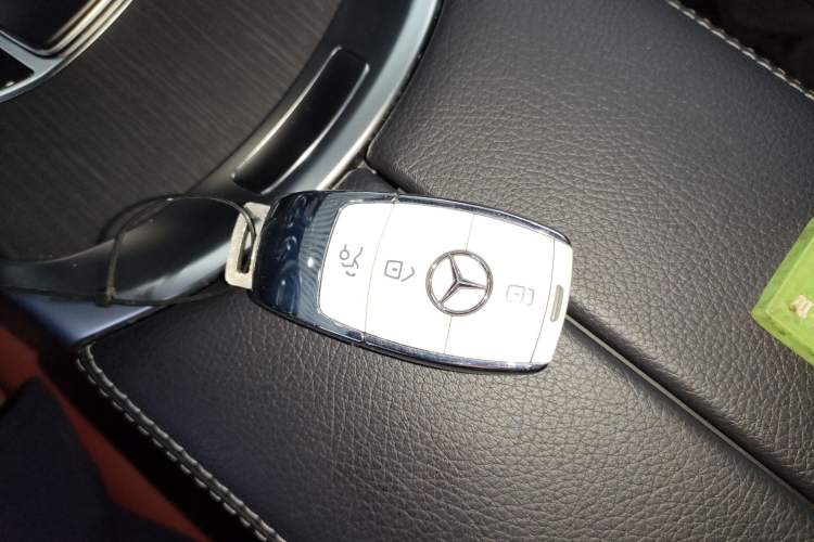 Used Mercedes-Benz GLC Coupe 2021 GLC 300 4MATIC Coupe SUV
