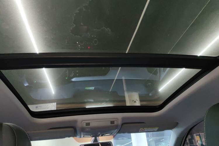 Used Volkswagen Tacqua 2023 200TSI DSG Joy-Connect Edition