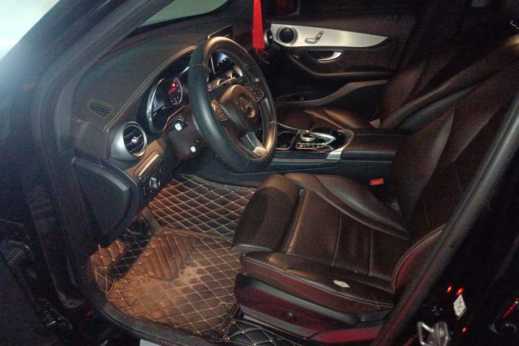 Used Mercedes-Benz GLC 2018 Facelift GLC 200 4MATIC
