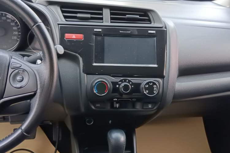 Used Honda Fit 2016 1.5L LXS CVT Comfort Sunroof Version
