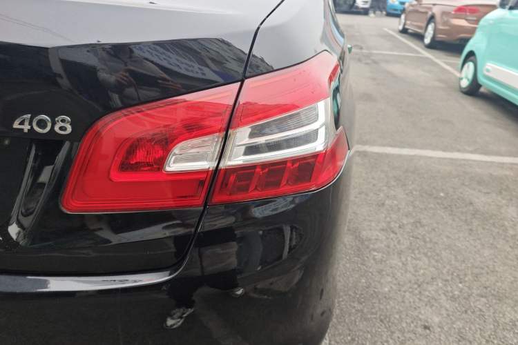 Used Peugeot 408 2014 1.8L Automatic Luxury Edition