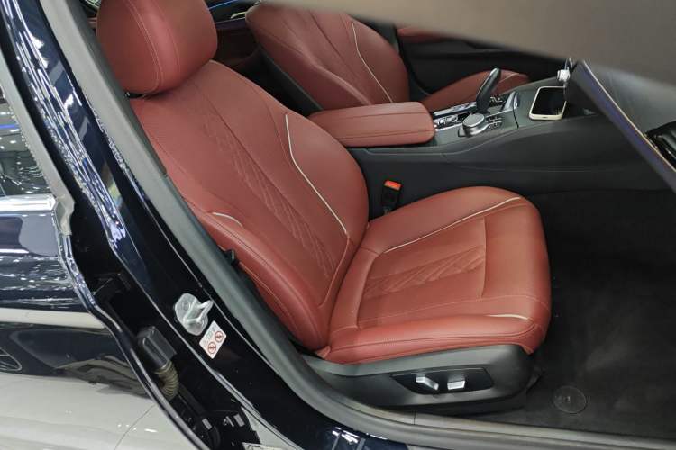 Used BMW 5 Series 2021 530Li Leading Model M Sport Package
