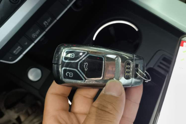 Used Audi A4L 2020 40 TFSI Fashion Dynamic Model
