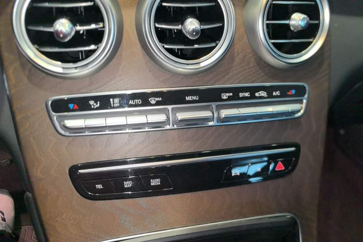 Used Mercedes-Benz GLC 2020 GLC 260 L 4MATIC Luxury Model