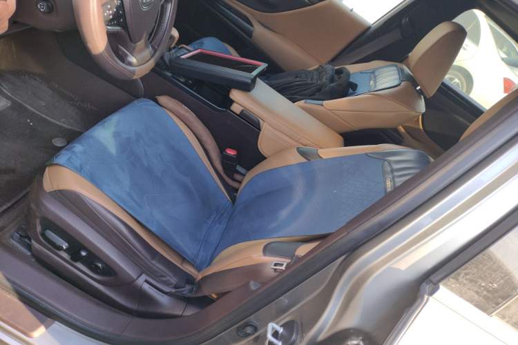 Used Lexus ES 2020 200 Excellence Edition
