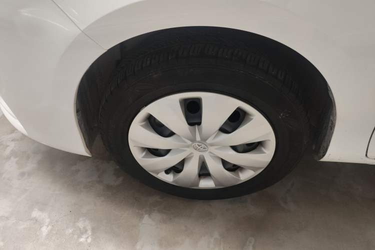 Used Toyota YARiS L 2019 1.5E CVT Dynamic Edition China VI compliant