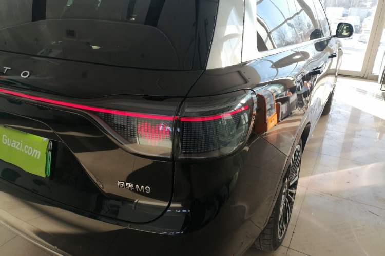 Used Hima AITO M9 2024 Range-Extended Ultra Version 42 kWh 6-Seater Model
