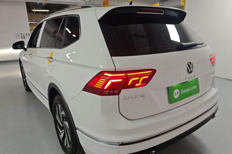 Used Volkswagen Tiguan L 2024 330TSI Automatic Two-Wheel Drive Smart Edition
