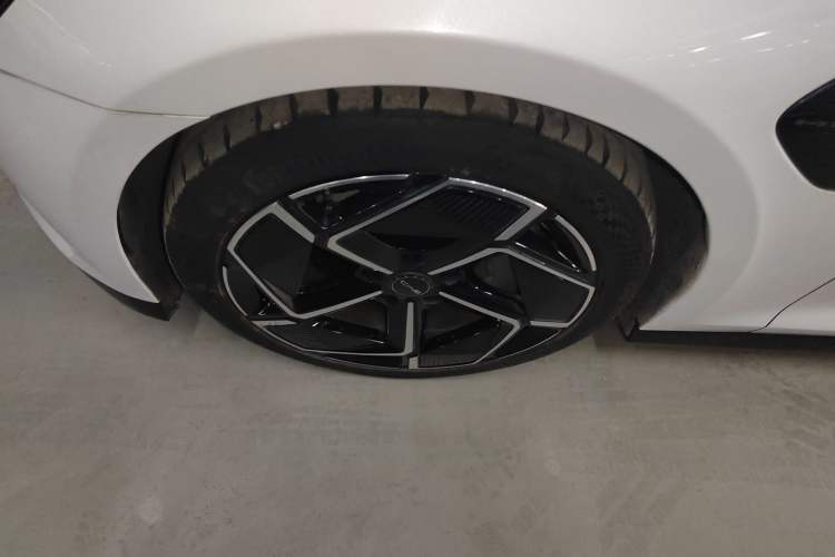 Used BYD Seal 2022 700 km Long-Range Rear-Wheel-Drive Version
