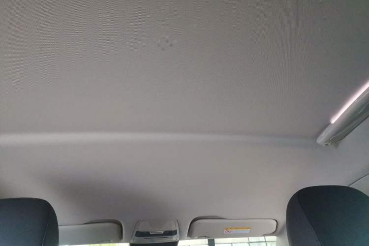 Used Hongqi E-QM5 2022 431 km Charge & Enjoy Edition
