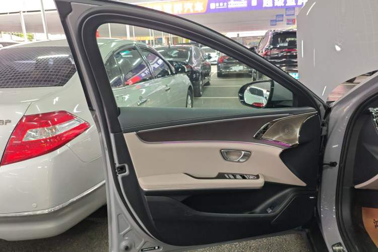 Used BYD Han 2025 EV Intelligent Driving Edition 701KM LiDAR Flagship Model
