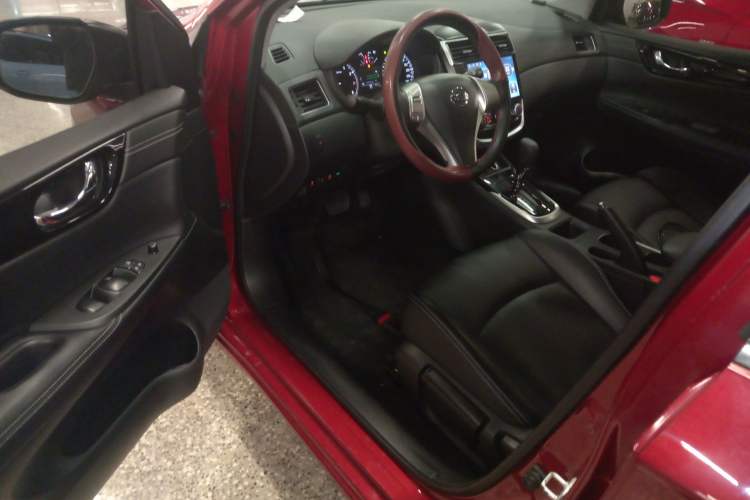 Used Nissan Tiida 2021 1.6L CVT Cool Edition