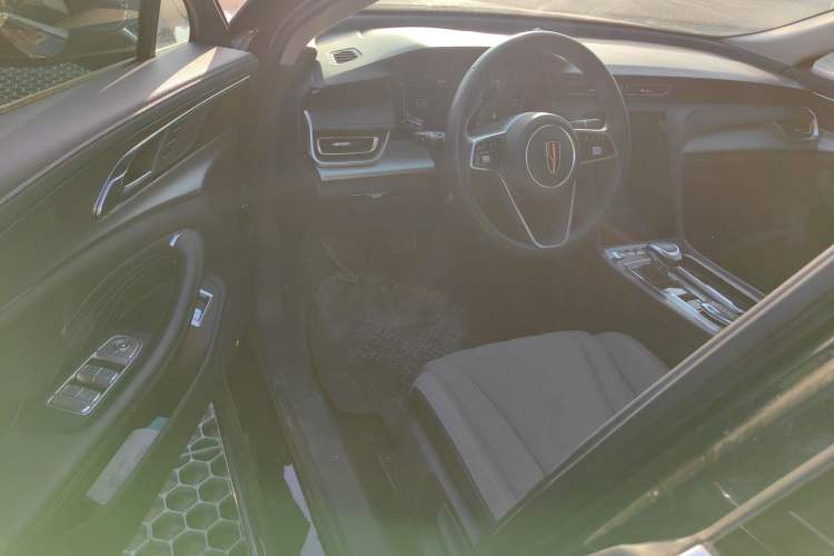 Used Hongqi H5 2024 1.5T DCT Smart Connect Flagship Edition
