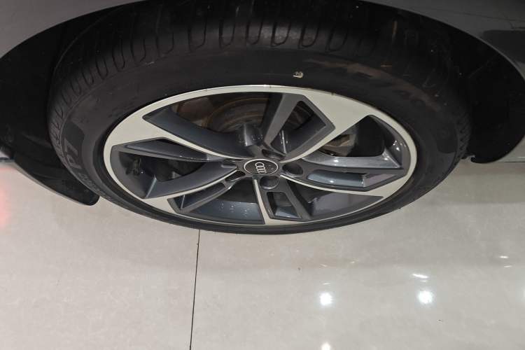 Used Audi A4L 2024 40 TFSI Fashion Dynamic Model