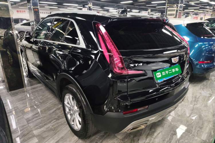 Used Cadillac XT4 2018 28T Two-Wheel Drive Tech Version