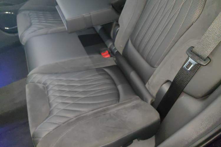 Used Hongqi HS5 2022 2.0T Smart Connect Flagship All-Wheel-Drive Version
