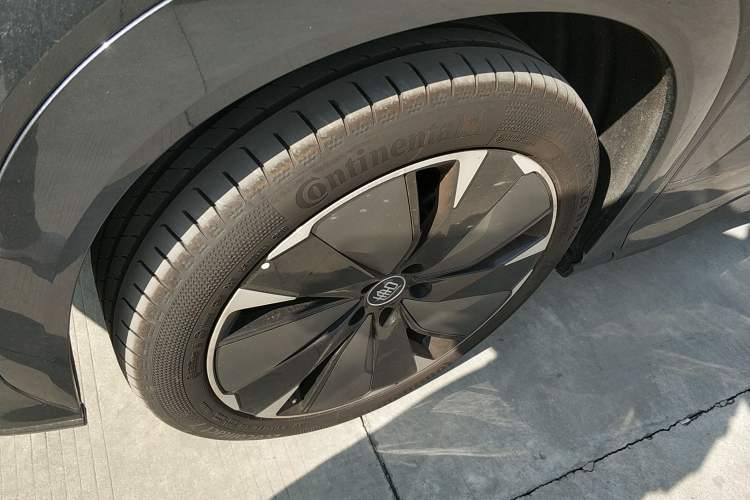 Used BYD Tang L 2025 EV 600KM All-Wheel-Drive LiDAR Flagship Model