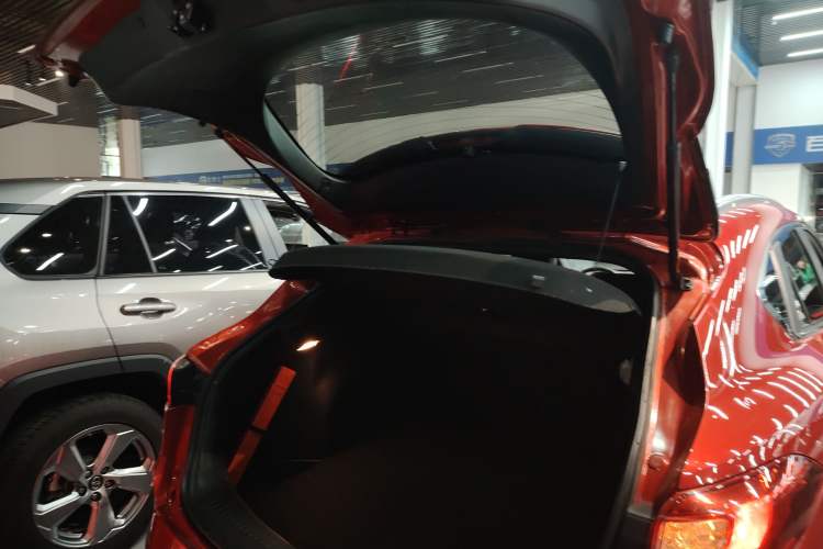 Used Mazda CX-4 2016 2.5L Automatic 4x4 Sky Blue Passion Edition