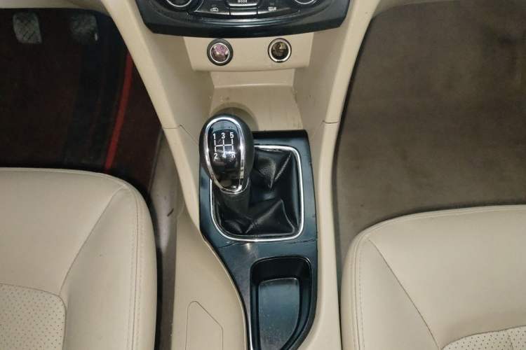 Used Baojun 730 2016 1.5L Manual Luxury Edition 7 Seats