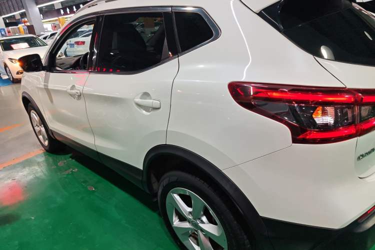 Used Nissan Qashqai 2021 2.0L CVT Smart Enjoyment Version
