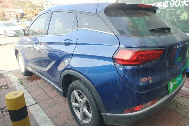 Used Dongfeng Fengon 500 2022 1.5L CVT Enjoyment Version
