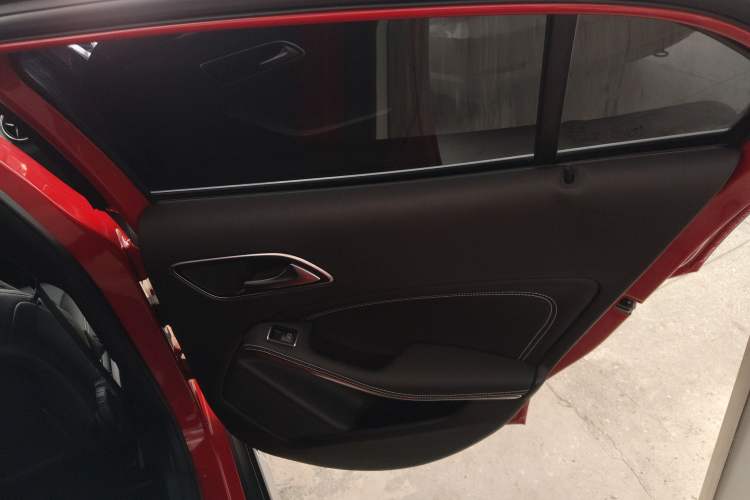 Used Mercedes-Benz GLA 2015 GLA 200 Fashion Model