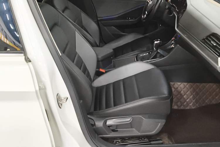 Used Volkswagen Sagitar 2022 280TSI DSG Flyover Edition