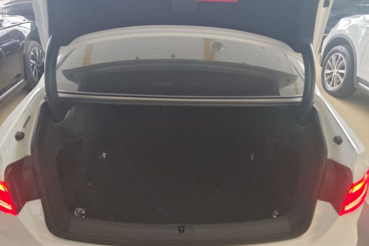 Used Audi A4L 2018 30th Anniversary Edition 40 TFSI Trendy Model
