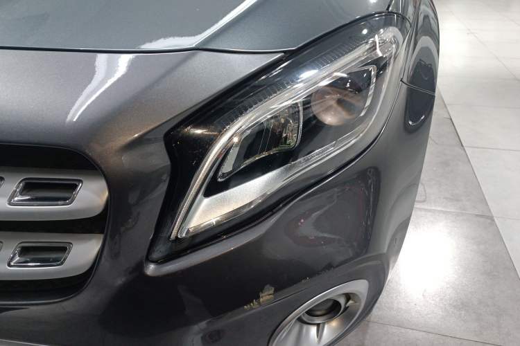 Used Mercedes-Benz GLA 2017 GLA 220 4MATIC Fashion Model
