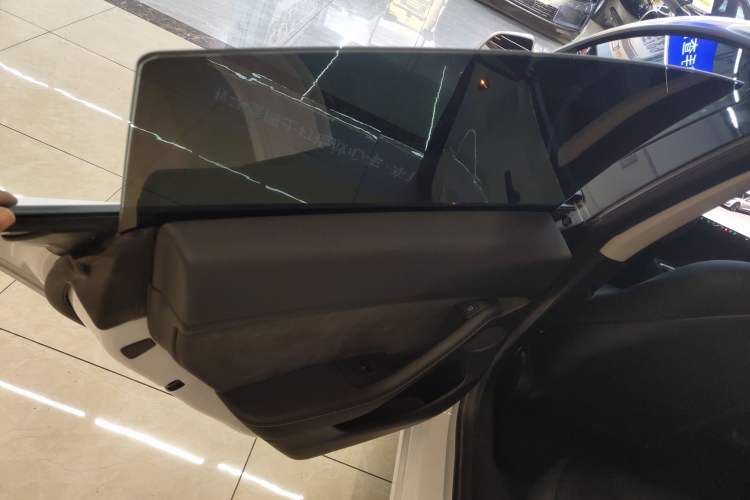 Used Tesla Model 3 2022 Rear-Wheel-Drive Version
