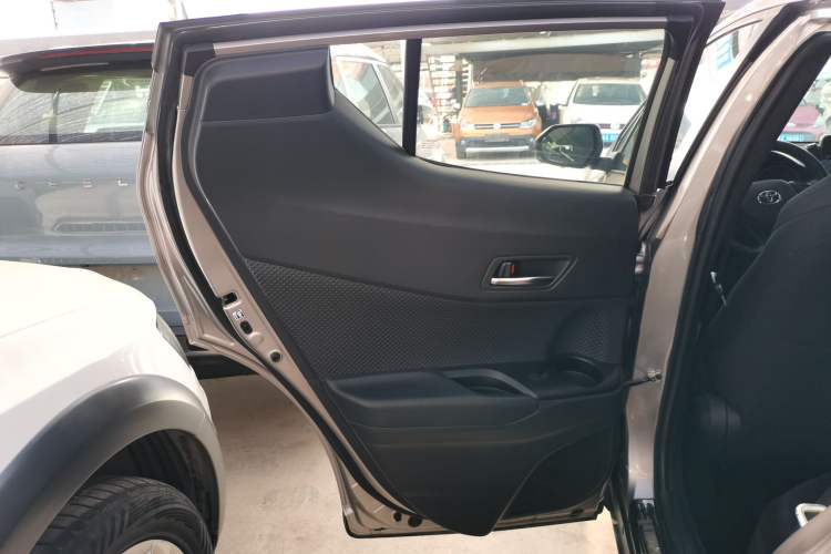 Used Toyota IZOA 2021 2.0L Yidong Edition
