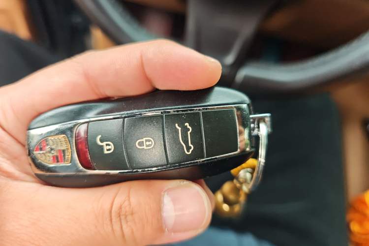 Used Porsche Cayenne 2011 Cayenne Turbo 4.8T