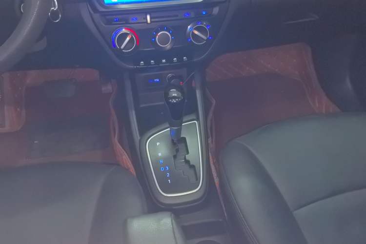 Used Hyundai Verna 2017 1.4L Automatic YueXiang Edition China V-standard