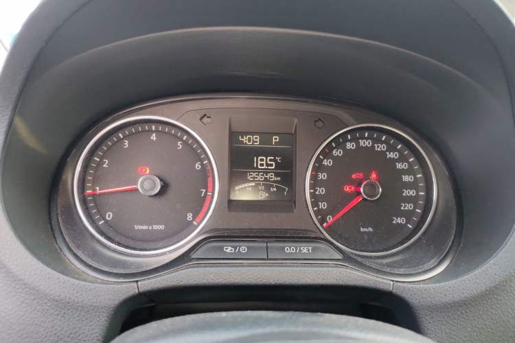 Used Volkswagen Polo 2014 1.6L Cross Polo Automatic
