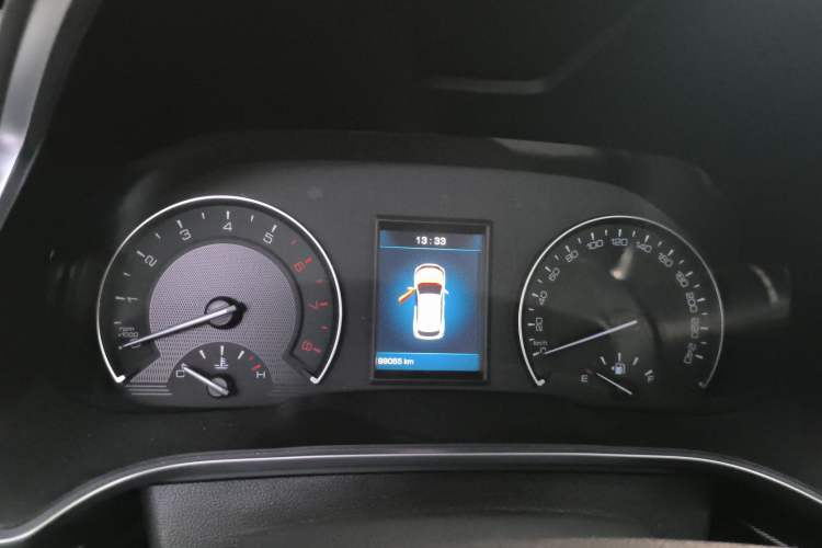 Used Wey VV5 2017 2.0T Ultra-Luxury Version
