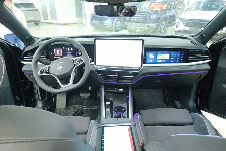 Used Volkswagen Passat 2025 Pro 380TSI Starry Dragon Luxury Edition
